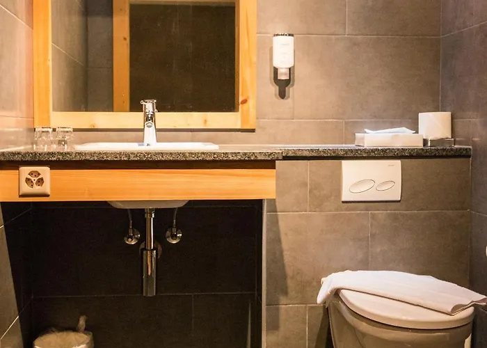 Helvetia Hotel Morgins