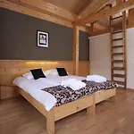 ホテル Helvetia 3*
